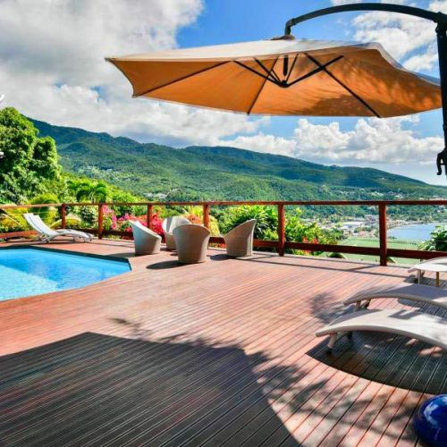 Gite La Nantillaise - Piscine vue Baie de Bouillante